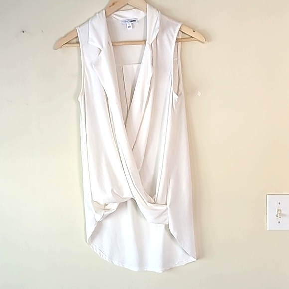 Blouse front wrap high low Fashion Nova SZ S - Picture 1 of 10